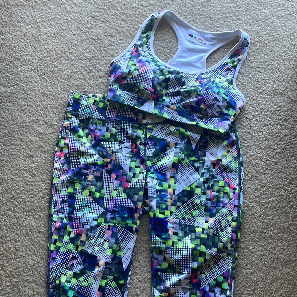 Last Call Before Donated: Women’s Fila Sports bra w/ matching capris. Size L